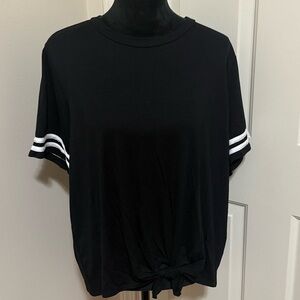 Black and White Women's Top NEW
